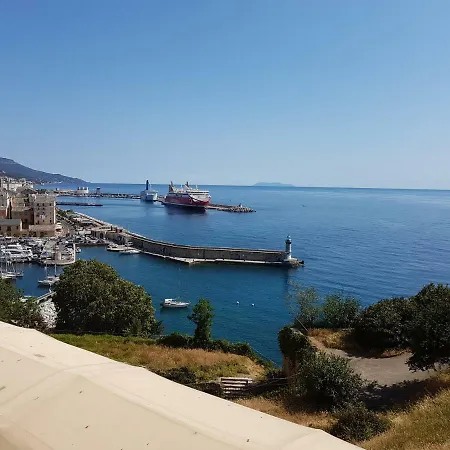 U Studiu 7 Rue Notre Dame Daire